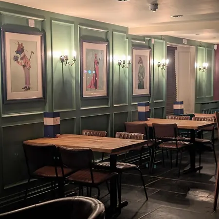 Fox Hall * Richmond (North Yorkshire)